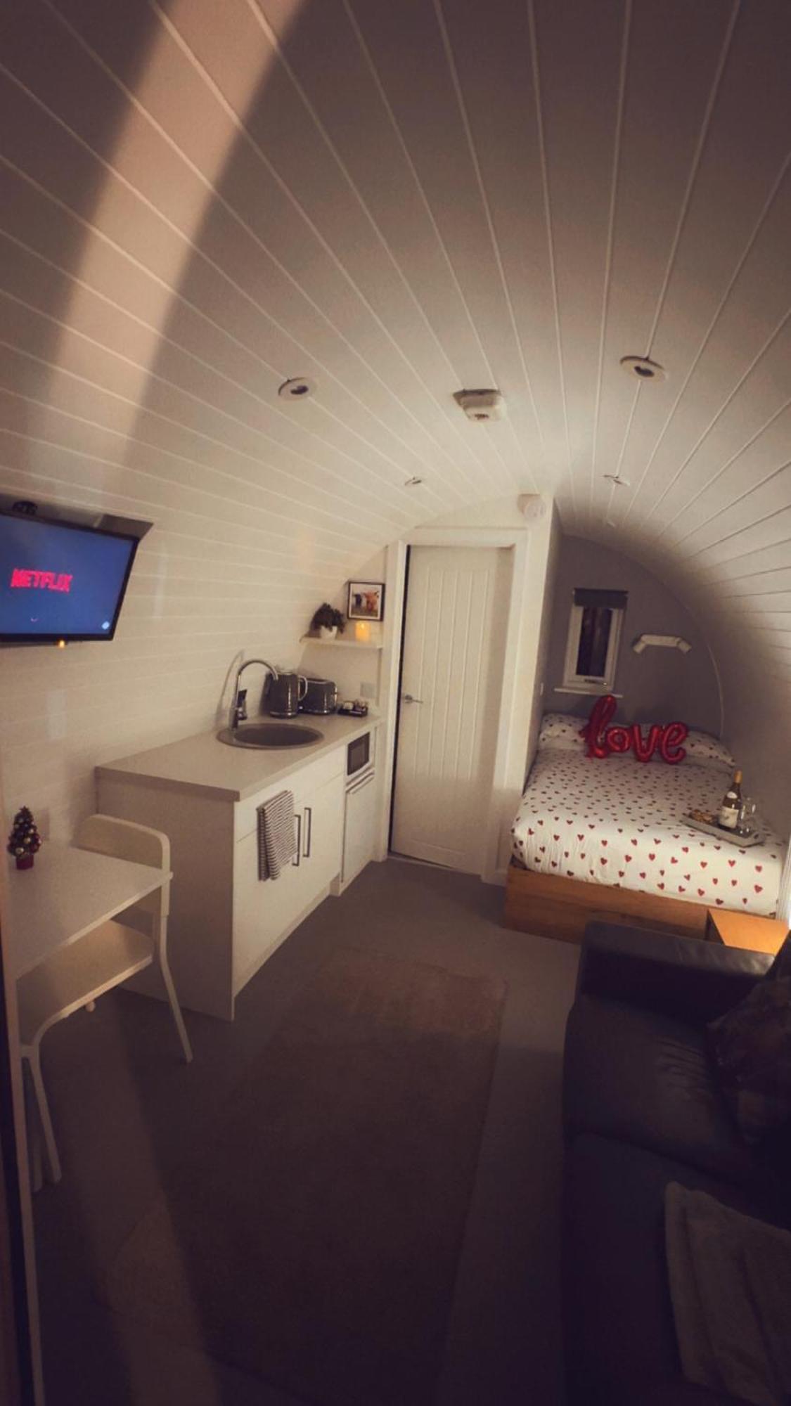 Apartamento Loch Ness Pods Fort Augustus Exterior foto